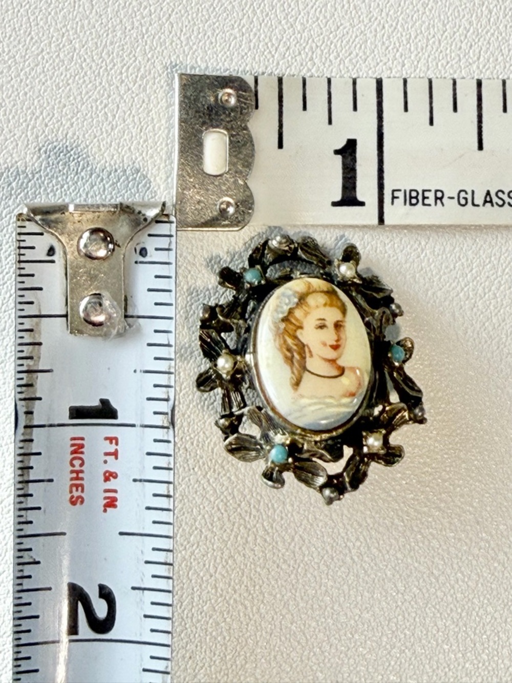 VINTAGE MCM cameo clip earring set estate jewelry painted porcelain‎ Vargas 50s - Picture 16 of 16